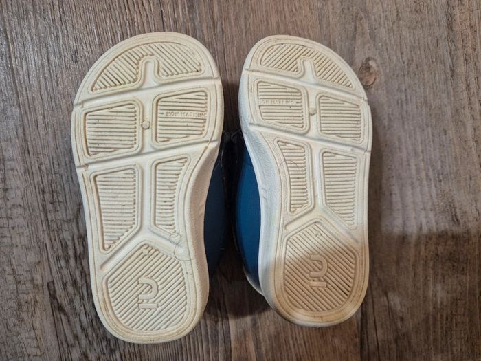 Chaussures decathlon taille 21 - photo numéro 5