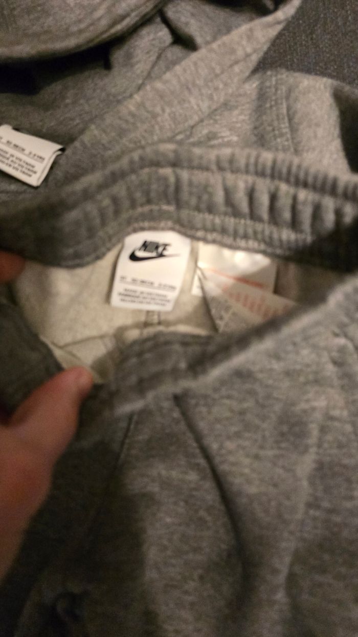 Neuf (non porté)🏷🤩🤩🤩 jogging molleton nike 3 ans garçon😍😍😍 - photo numéro 5