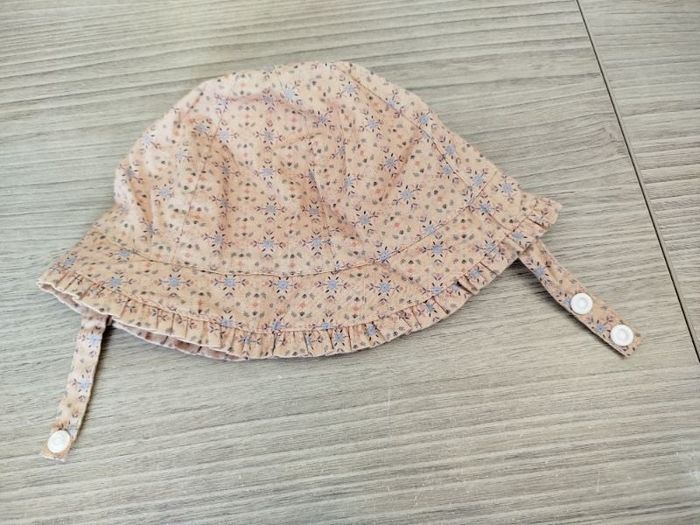 Joli chapeau d'été taille 49cm