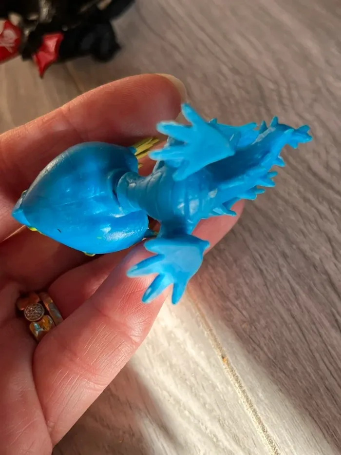 Lot de figurines dragons - photo numéro 8