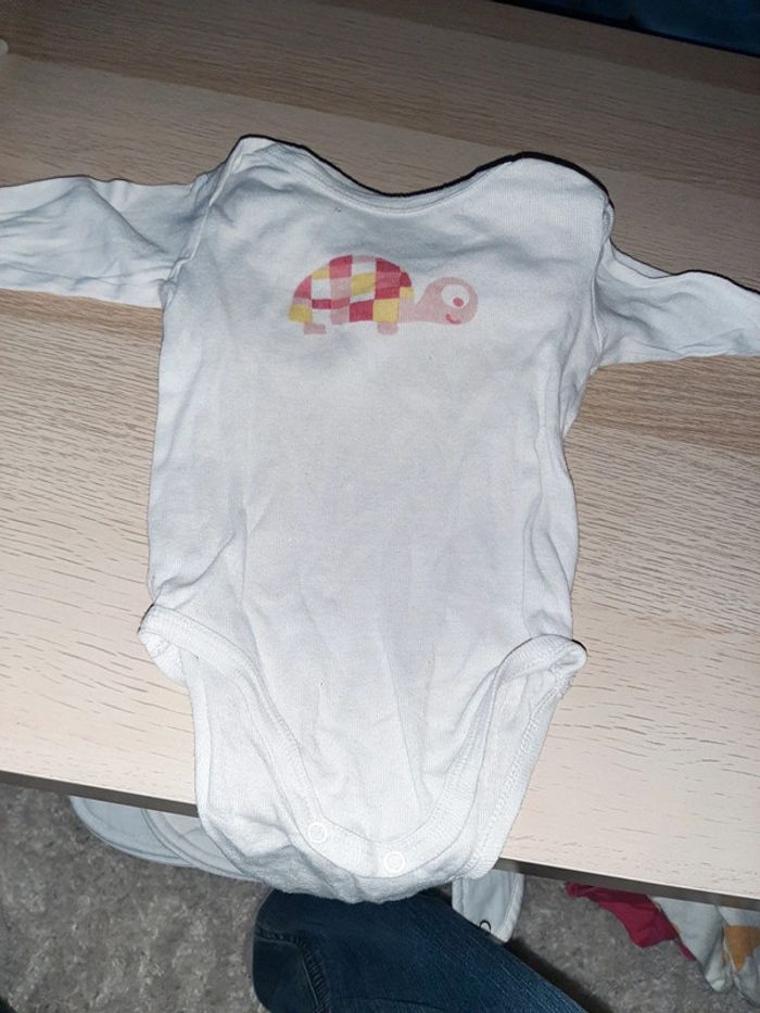 Lot de 2 bodys manches longues 9 mois - photo numéro 2