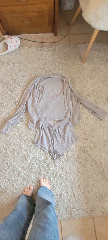 Ensemble de pyjama court