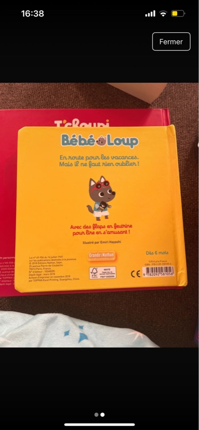 Bébé loup part en vacance