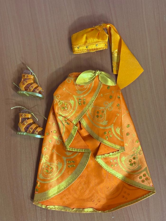 Meena Rainbow High - photo numéro 3