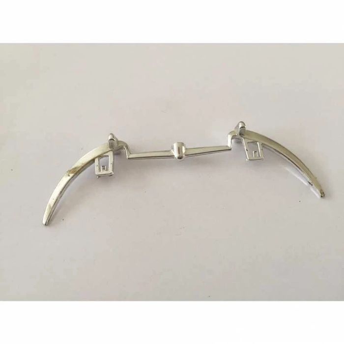 Pare-chocs avant pièce détachée miniature jaguar type E 1961 1/18 burago #A15 - photo numéro 2