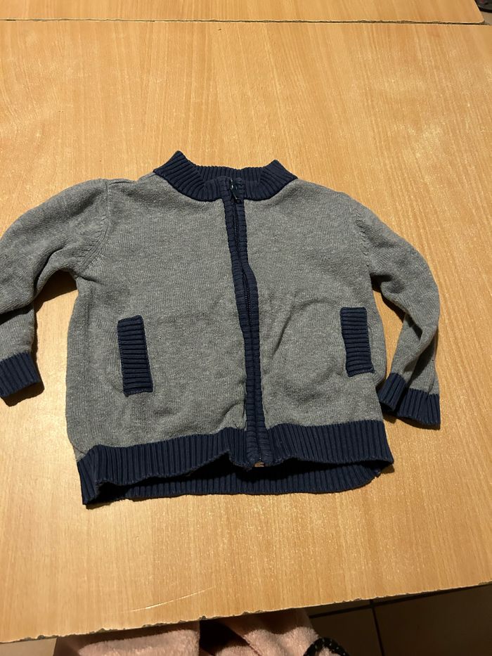 Lot de vêtements bébé taille 6 mois - photo numéro 6