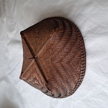 Cloche pour assiette dessus de plat en rotin osier roseau du Laos