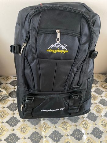 Sac de randonnée 80L neuf 