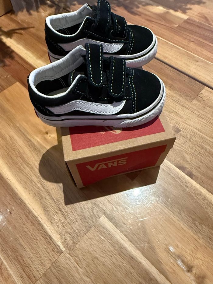 Vans bébé - photo numéro 3