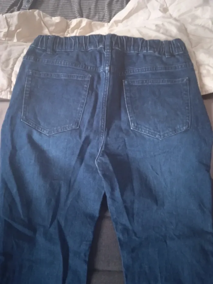 Pantalon type Jean serré en bas - photo numéro 4