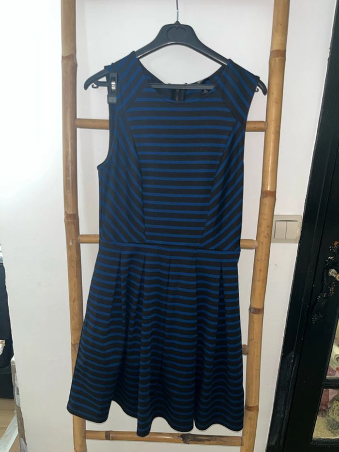 Robe été Massimo taille m - photo numéro 2