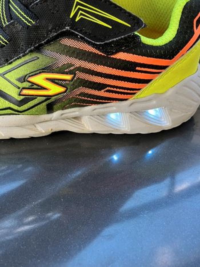 Basket sketchers s-light taille 29 FR - photo numéro 3
