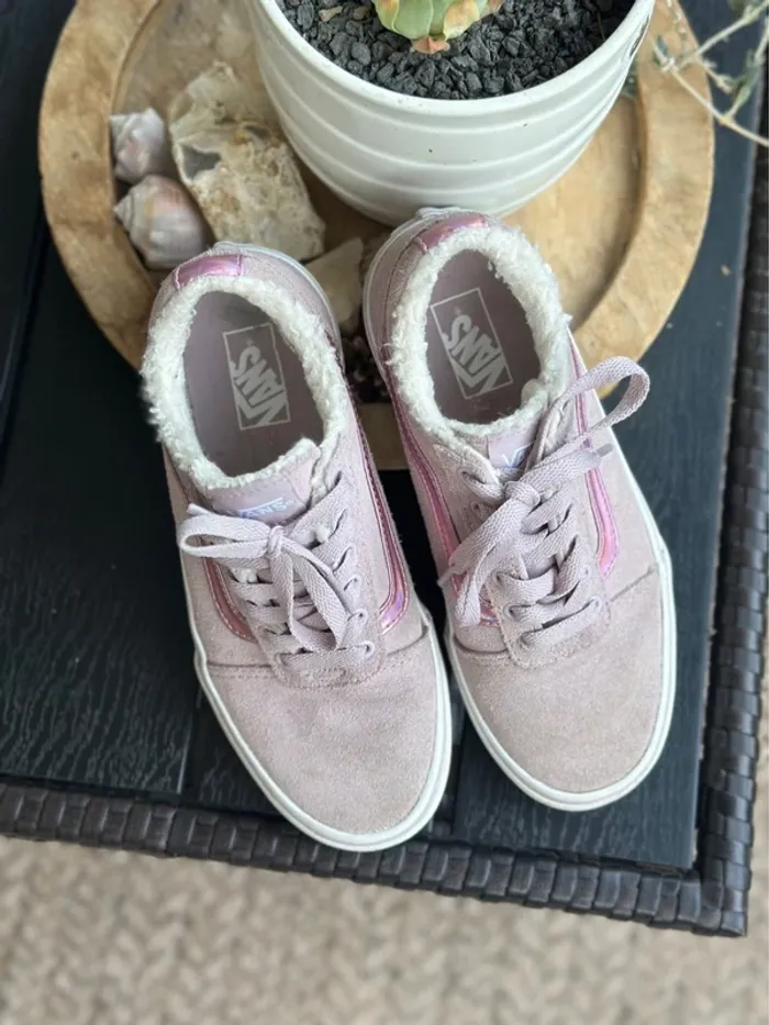 Baskets Vans rose velours fourrées – Pointure 34 - photo numéro 3