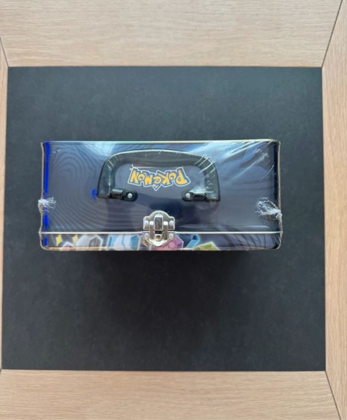 Pokémon coffret coffre aux trésors Valisette Pikachu Téracristal Neuf Français - photo numéro 5