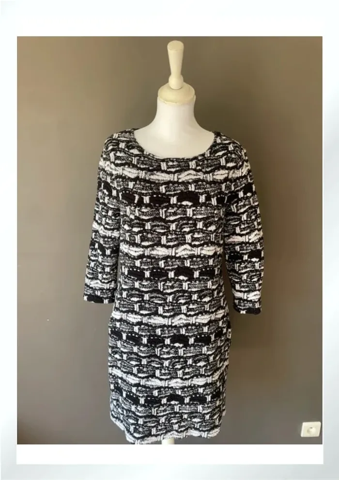 Robe Caroline Biss