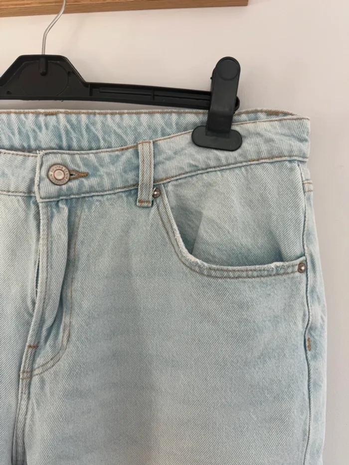 Jean Mom Bershka taille 42 bleu clair - photo numéro 5