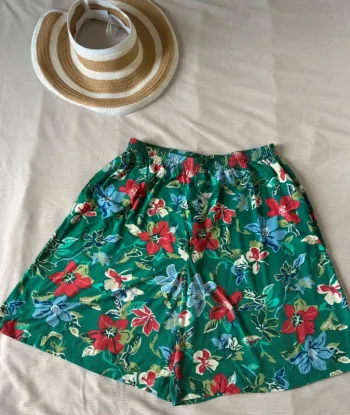 Short fleuri femme - Marque Russ - Taille L léger