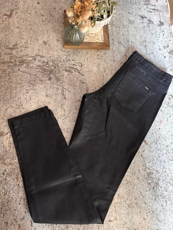 Pantalon simili