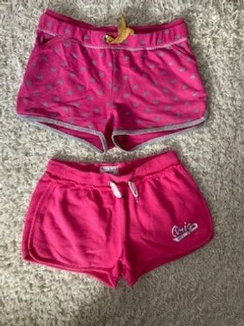 Lot 2 shorts de  sport roses