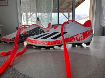 Crampons adidas messi