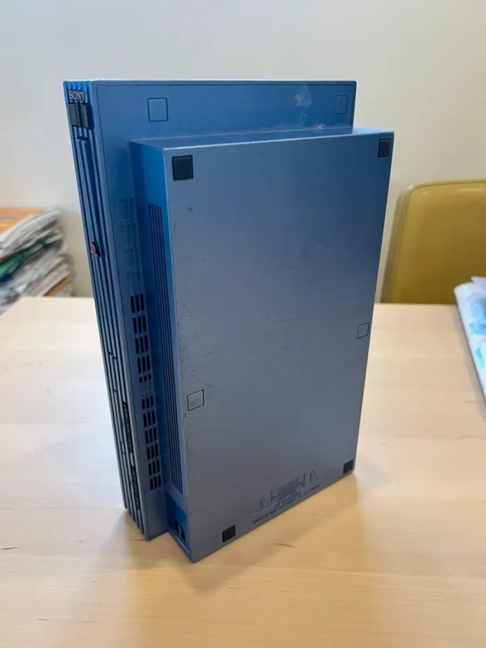 PlayStation 2 Fat Édition Limitée Bleu Ciel SCPH-50004 - Défaut tiroir - photo numéro 3