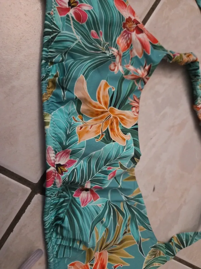 Maillot de bain - photo numéro 3