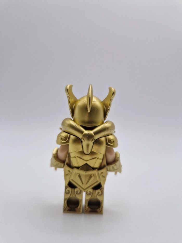 Figurine type lego Bélier chevalier du Zodiaque Saint Seiya - photo numéro 3