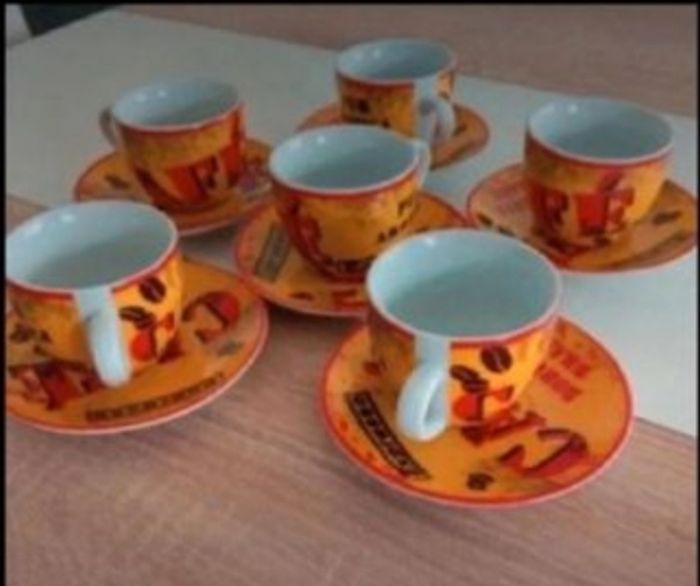 Service à café neuf