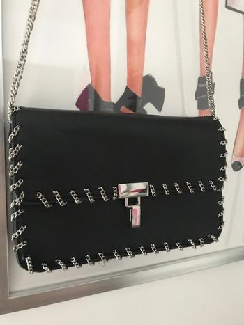 Petit sac chaîne Zara