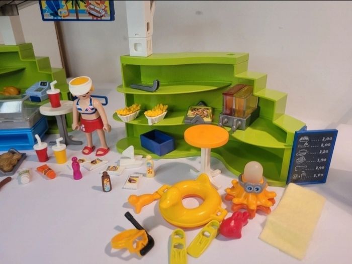 Espace boutique et fast-food Playmobil 6672 - photo numéro 3