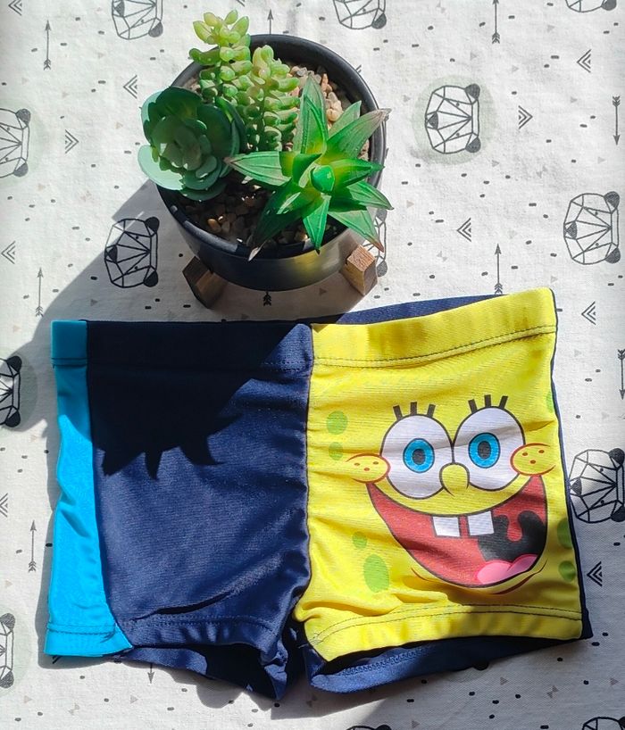 Maillot de bain Bob l'éponge taille 3/4 ans