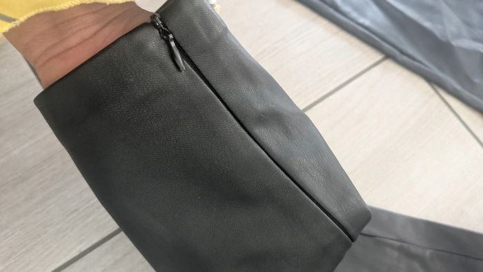 Legging Zara simili cuir - photo numéro 5