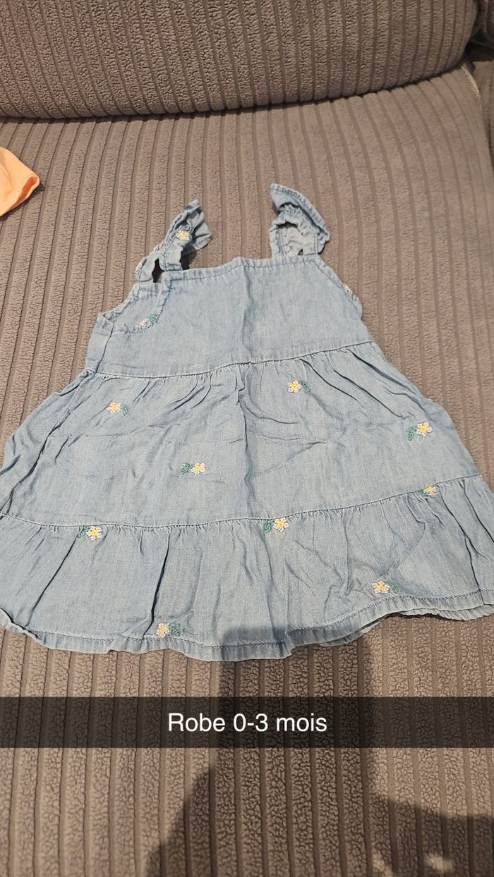 Vêtements bébé 1 à 3 mois - photo numéro 9