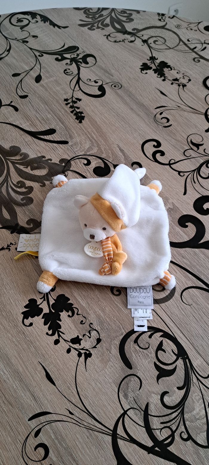 Coffret doudou ourson neuf - photo numéro 2