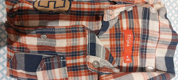 Chemise a carreaux manches longues 4 ans - photo numéro 2