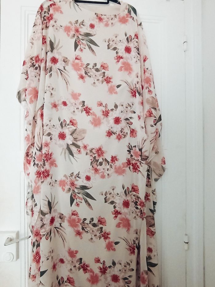 Robe longue fleurs voilages