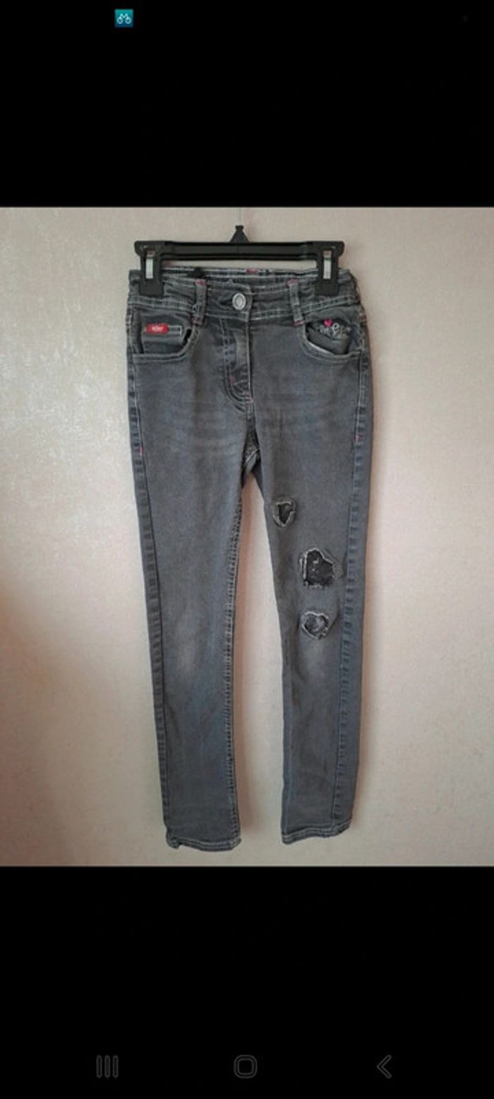 Joli jean slim gris taille 10 ans Lee Cooper