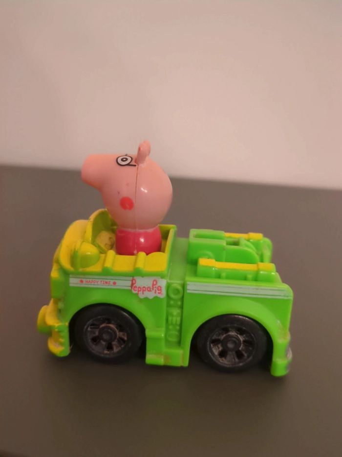 Figurine Peppa Pig - photo numéro 2
