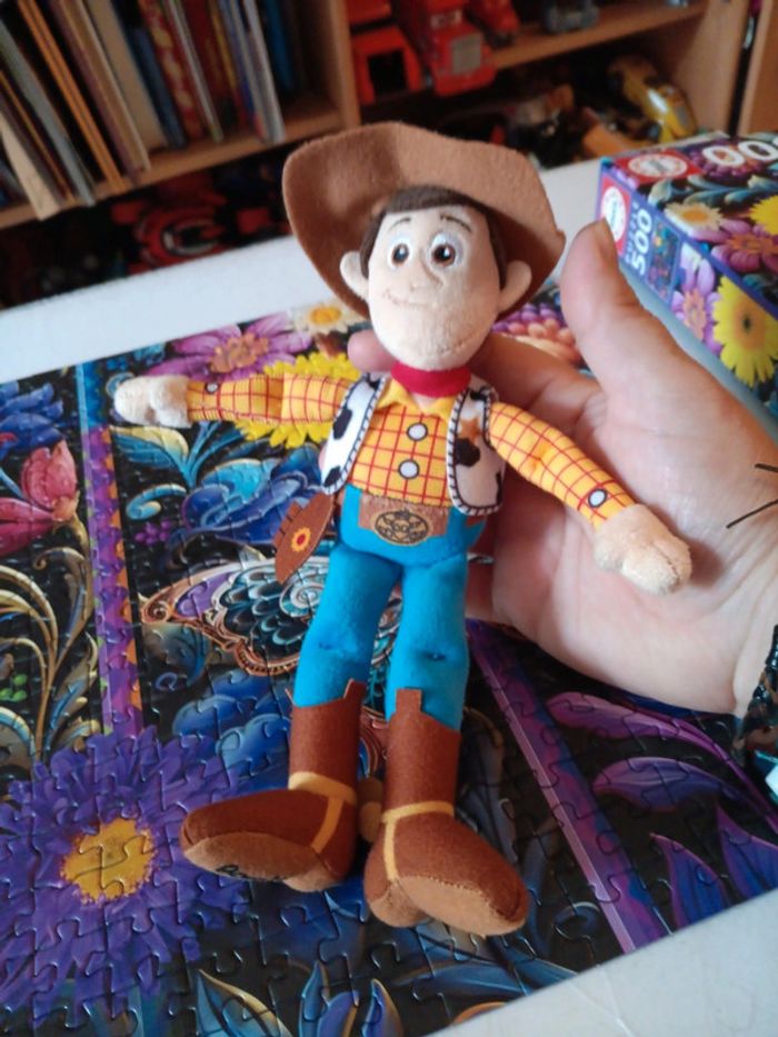 Peluche aimantée 20cm env woody toys story pas de vinted go