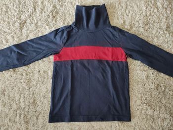 Sous-pull TAO taille 4 ans