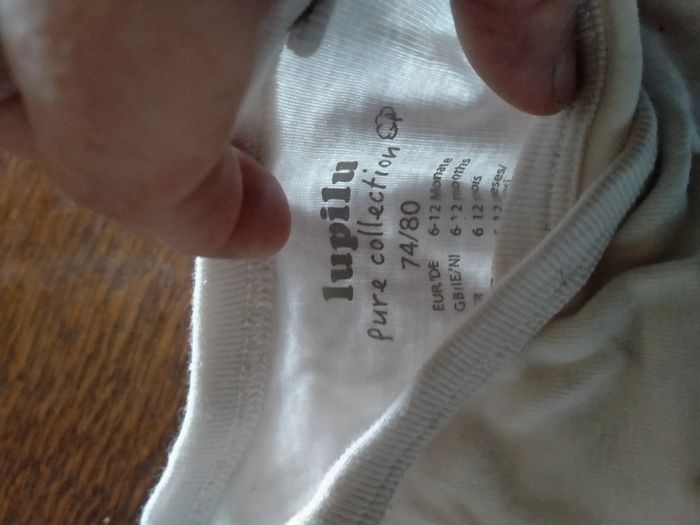 Body 6/12 mois 74/80 cm - photo numéro 2