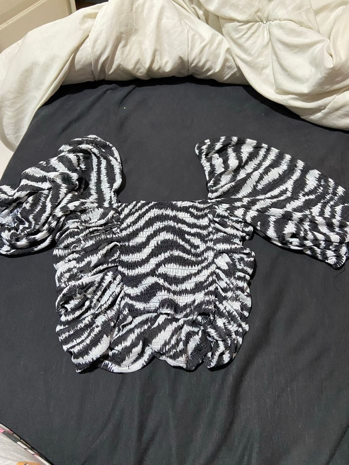 Haut fille Pull& Bear - photo numéro 2