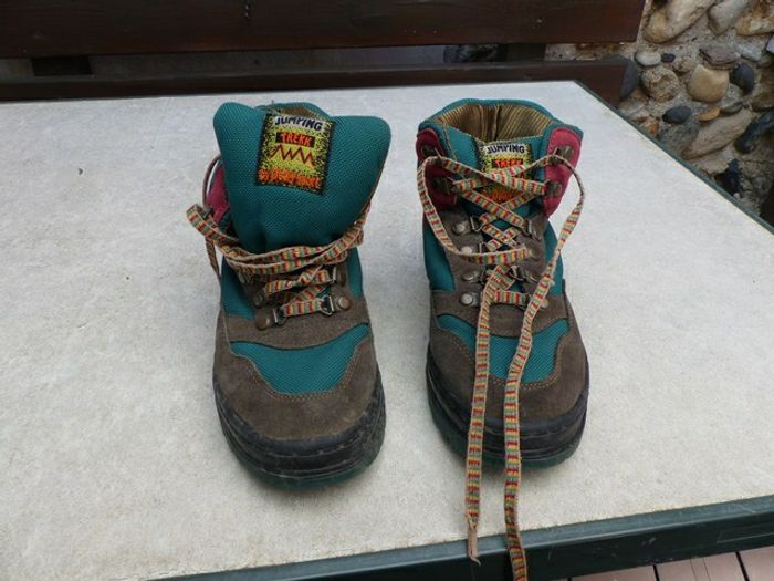 Chaussures montantes imperméables randonnée enfant