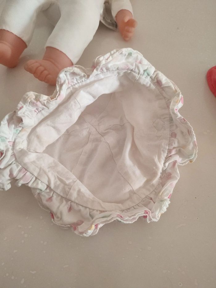 Chapeau blanc a pois - photo numéro 4