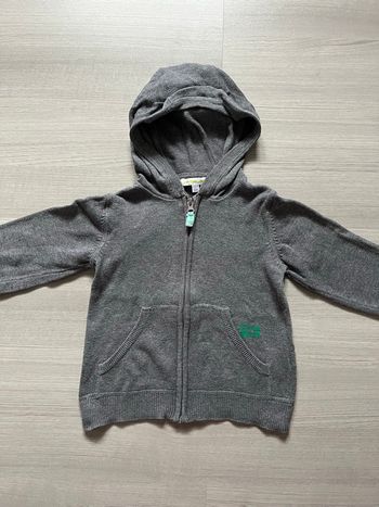 Gilet d’été gris zippé à capuche 4 ans 