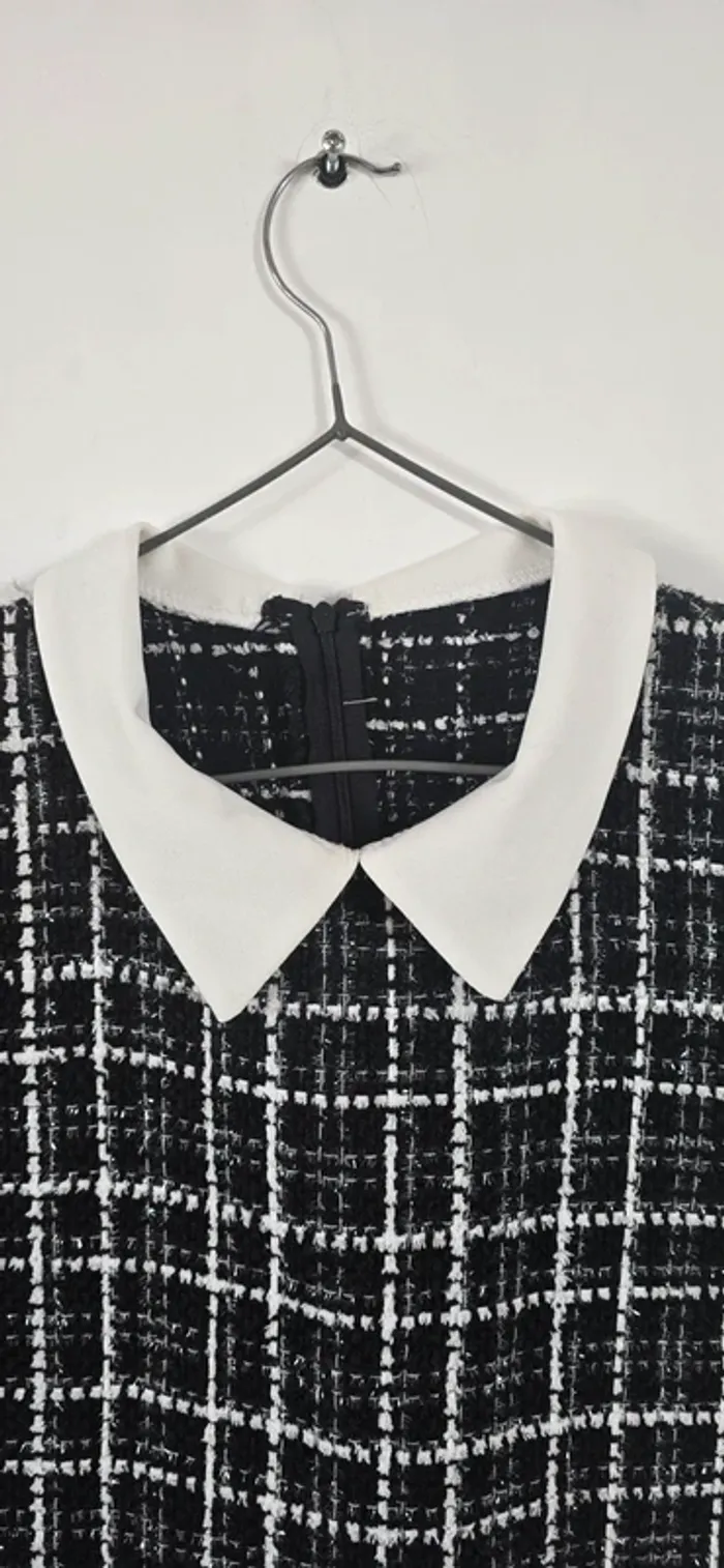 Robe tweed taille 36 - photo numéro 3