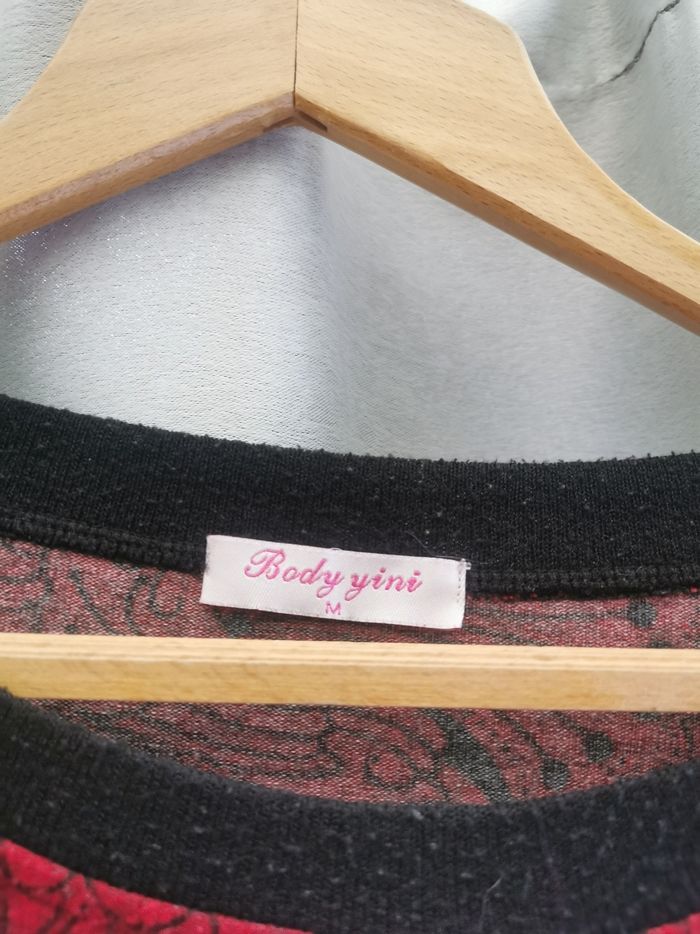 Pull Body Yini taille M arabesques - photo numéro 2