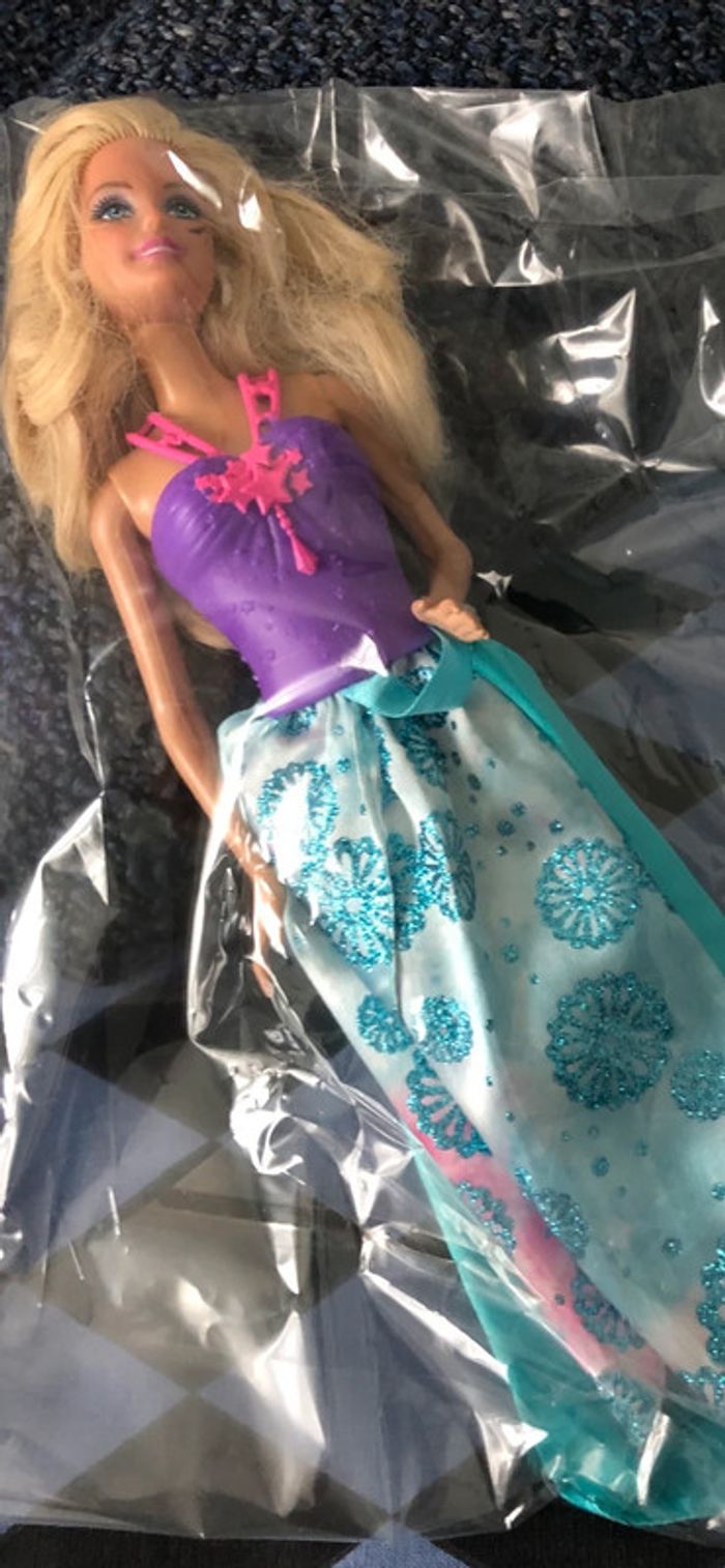 Poupée barbie - photo numéro 4