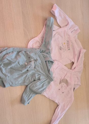 Bodies 3mois 60cm
