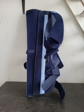 Attelle de genou taille 3 avec 3 volets Ligaflex Immo Thuasne en excellent état